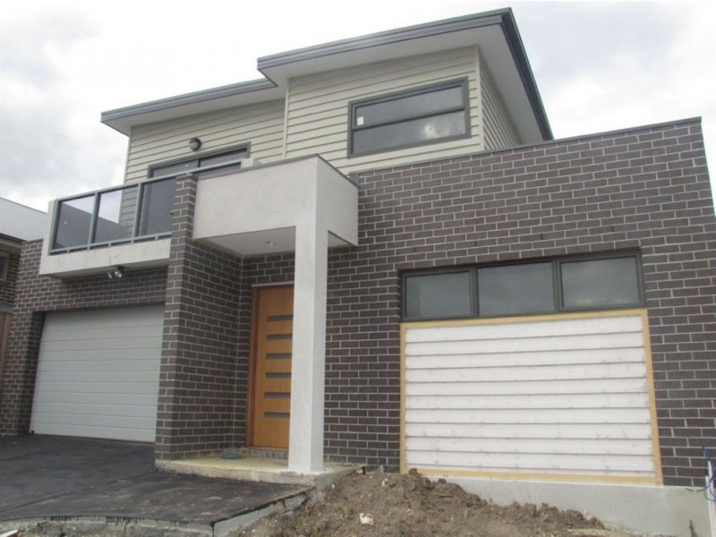 1/1 Nash Grove, Doreen VIC 3754