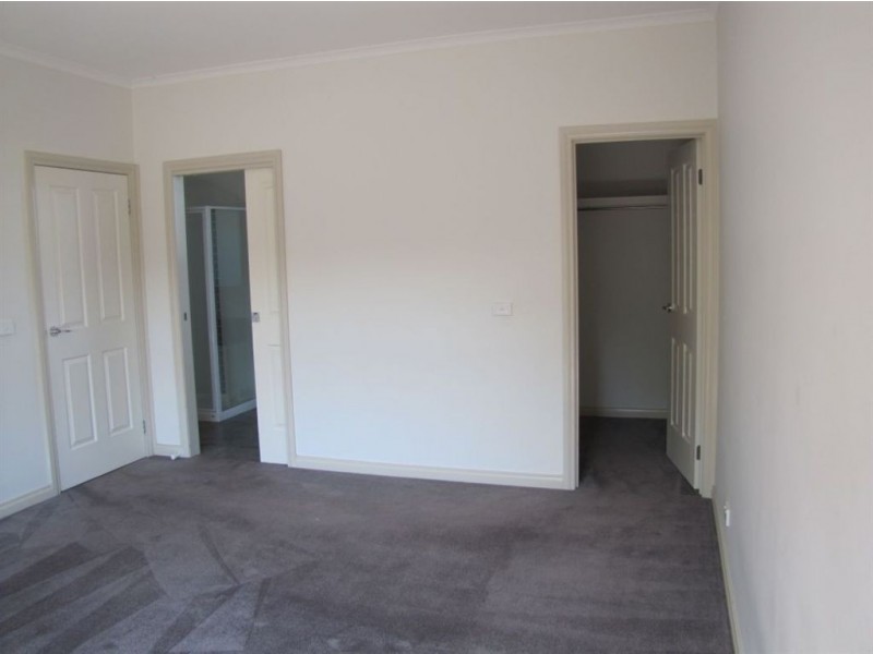 3/6 Waratah Street, Thomastown VIC 3074