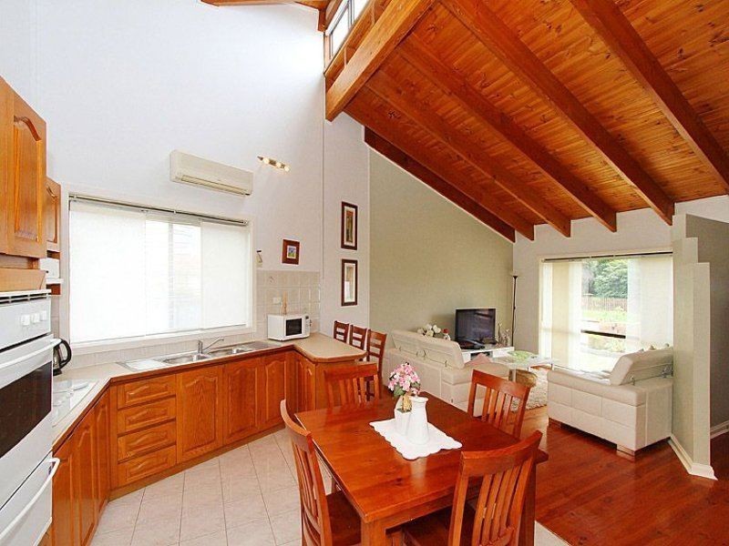 1/1 Burton Street, Lalor VIC 3075