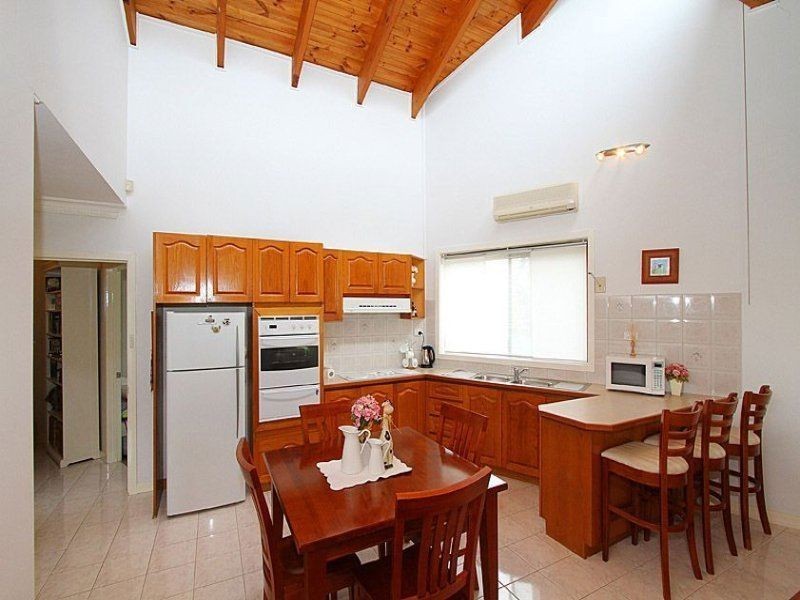 1/1 Burton Street, Lalor VIC 3075