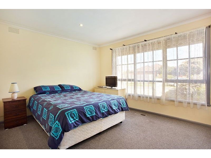130 Dalton Road, Thomastown VIC 3074