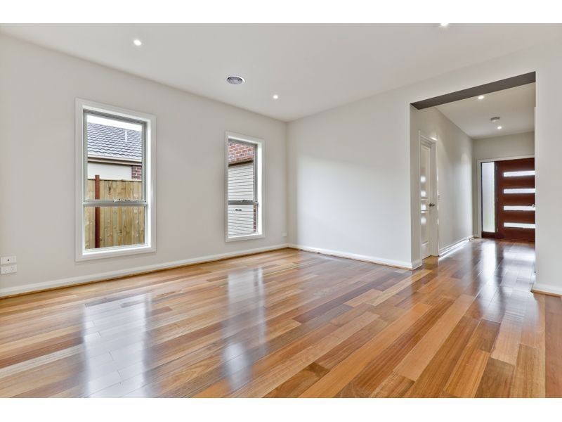 11 Sunlander Way, Doreen VIC 3754