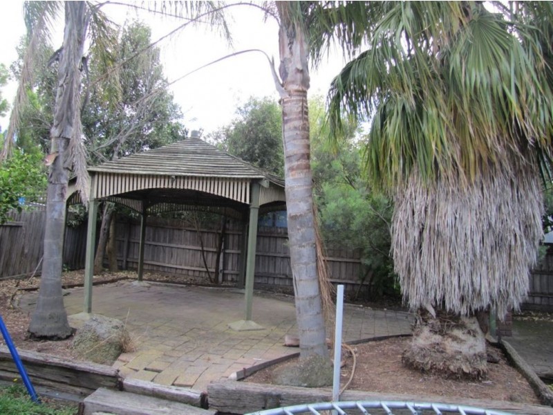 50 Centenary Drive, Mill Park VIC 3082