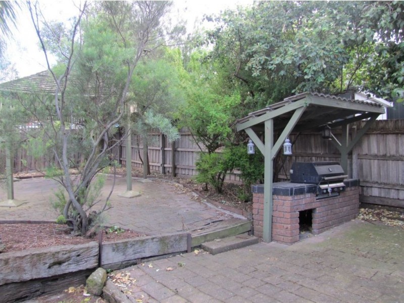 50 Centenary Drive, Mill Park VIC 3082