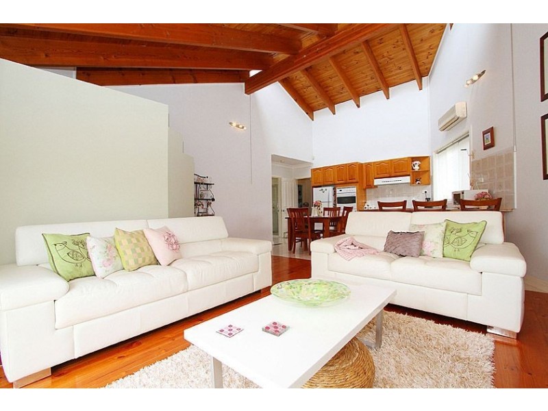 1/1 Burton Street, Lalor VIC 3075