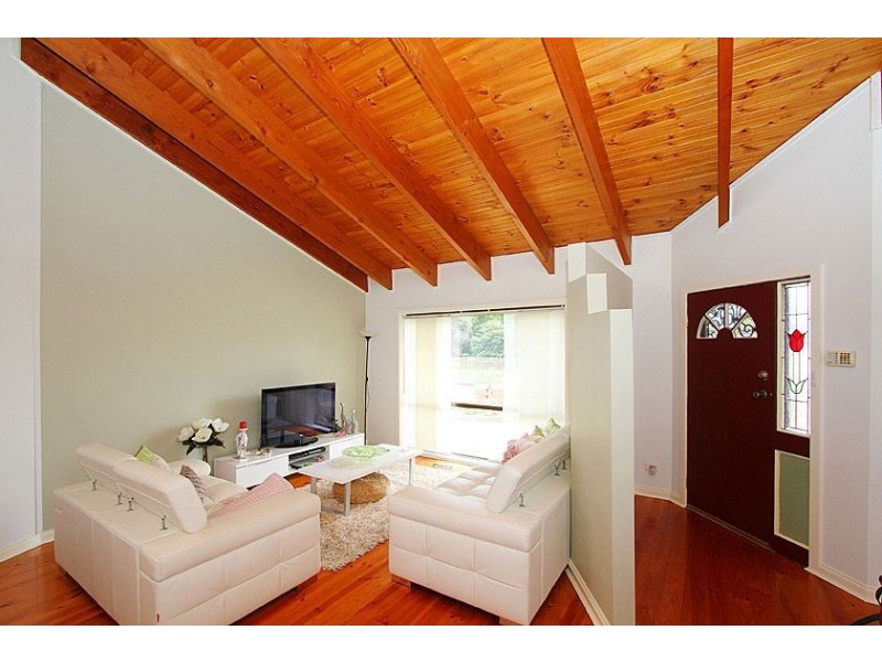 1/1 Burton Street, Lalor VIC 3075