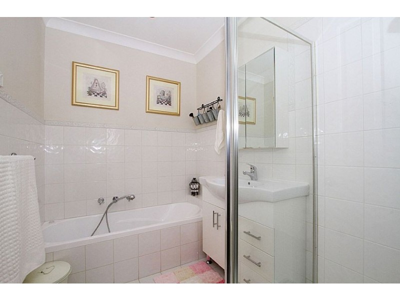 1/1 Burton Street, Lalor VIC 3075