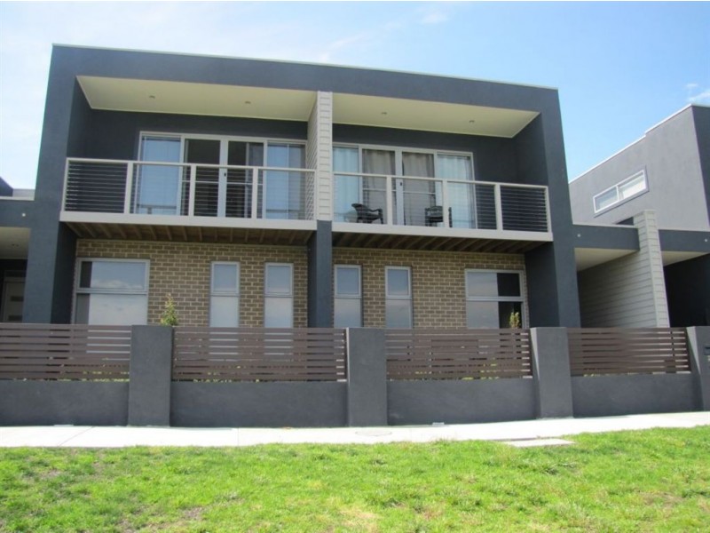 23 carlow walk, Lalor VIC 3075