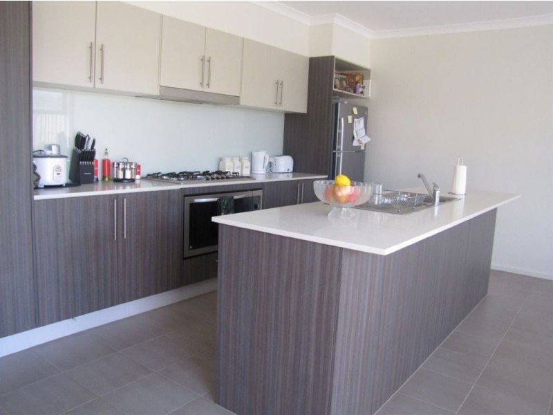 23 carlow walk, Lalor VIC 3075