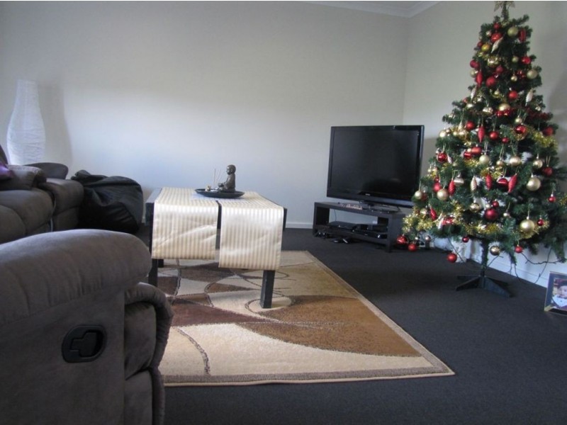 23 carlow walk, Lalor VIC 3075