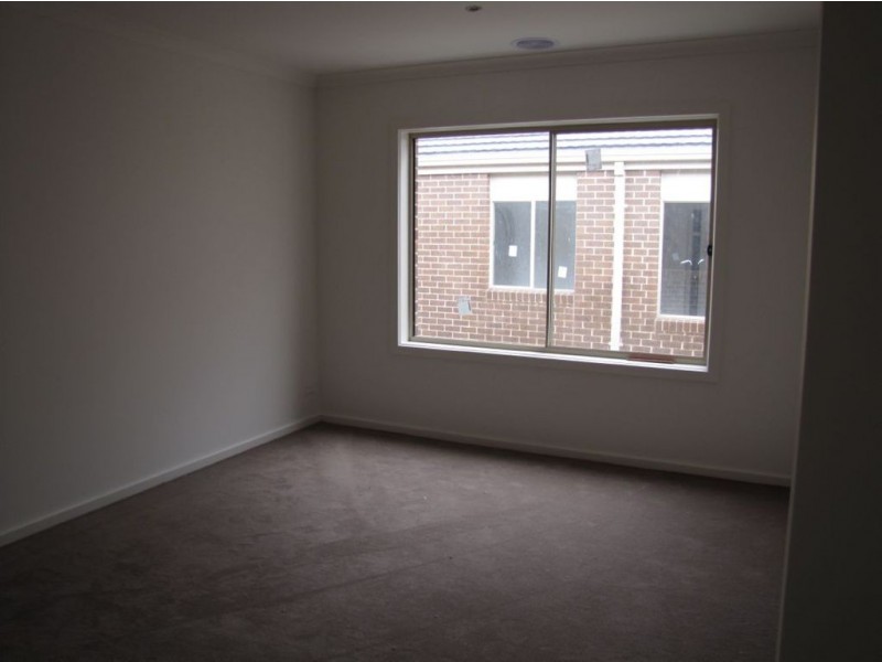 31 Creswick Drive, Epping VIC 3076