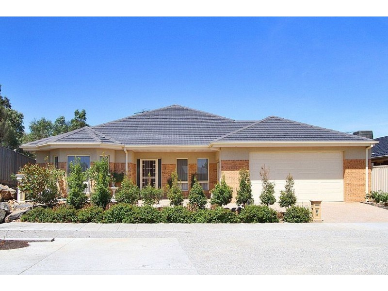 8 Hanton Place, Epping VIC 3076