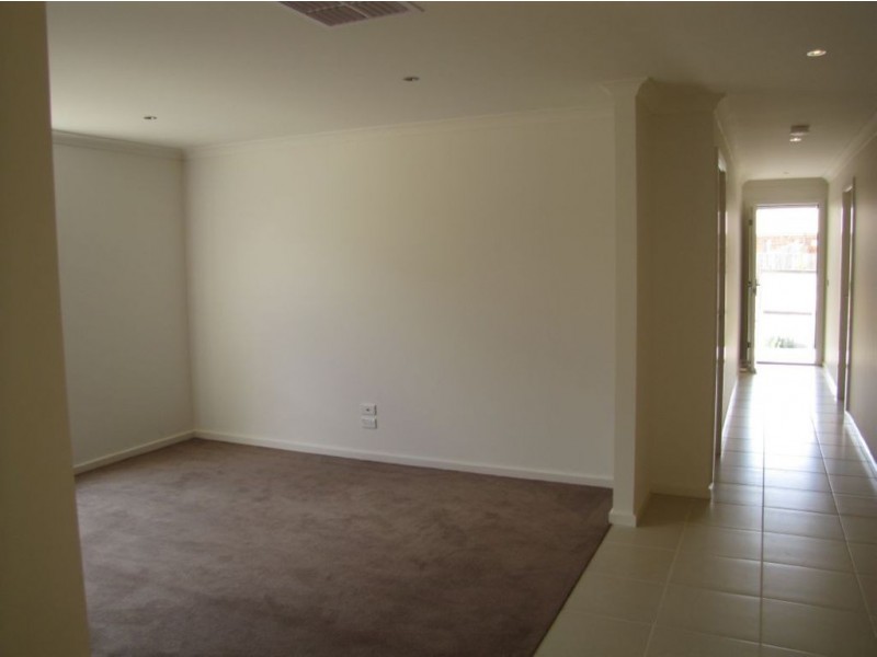 Lot 104 Grange Drive, South Morang VIC 3752