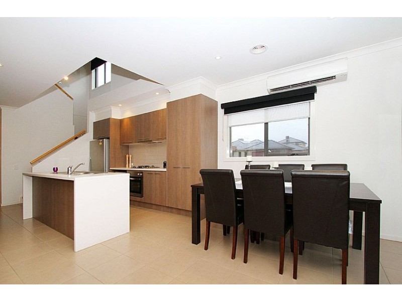 2 Helios Walk, Epping VIC 3076
