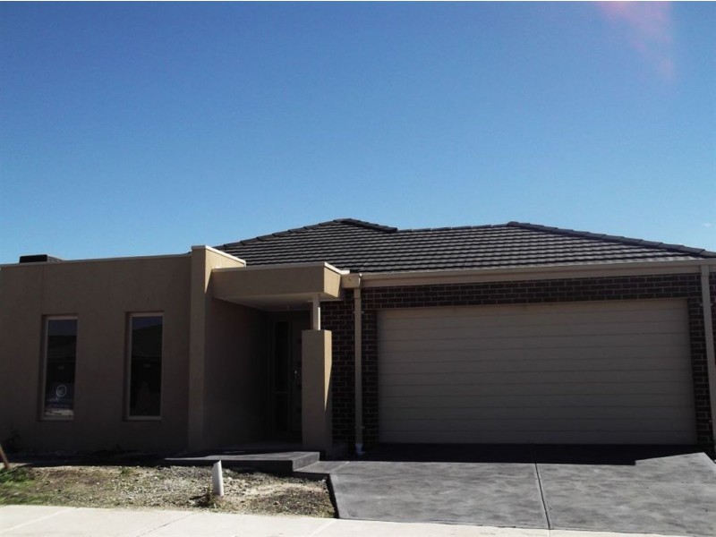 33 Creswick Drive, Epping VIC 3076