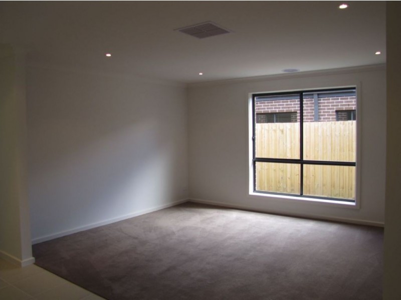 Lot 103 Grange Drive, South Morang VIC 3752