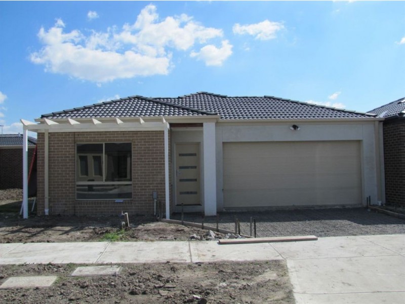 13 Chettham Street, Epping VIC 3076