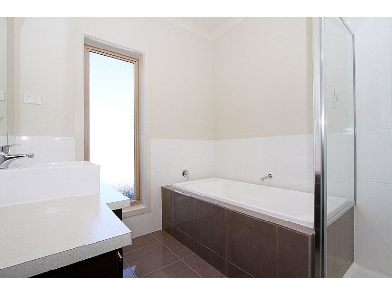 19 Gunther Way, Epping VIC 3076