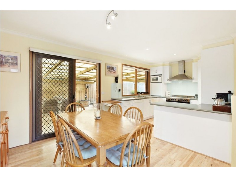 2 Irons Crt, Epping VIC 3076