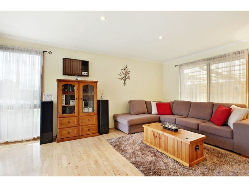 2 Irons Crt, Epping VIC 3076