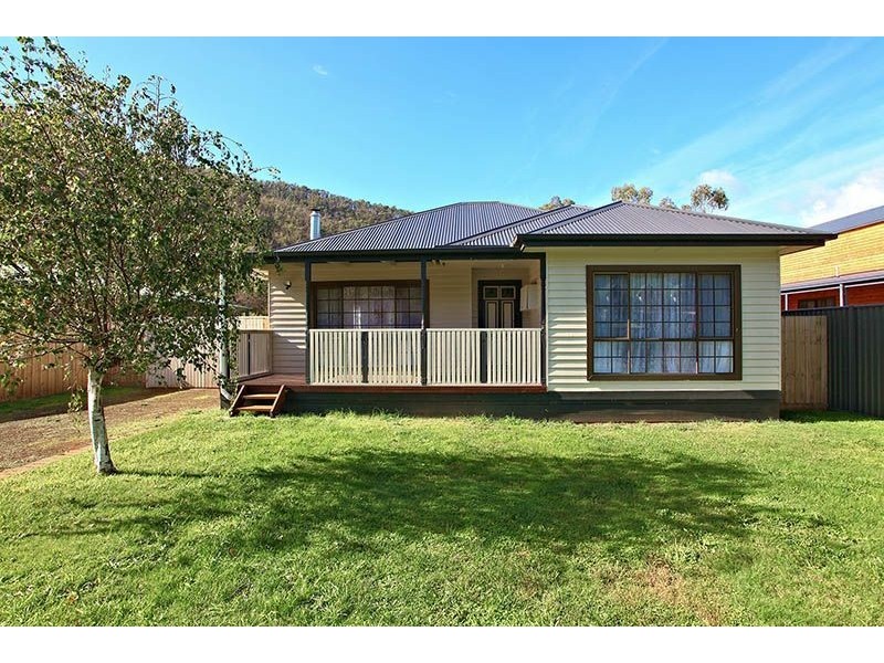 34 Riverside Crescent, Hazeldene VIC 3658