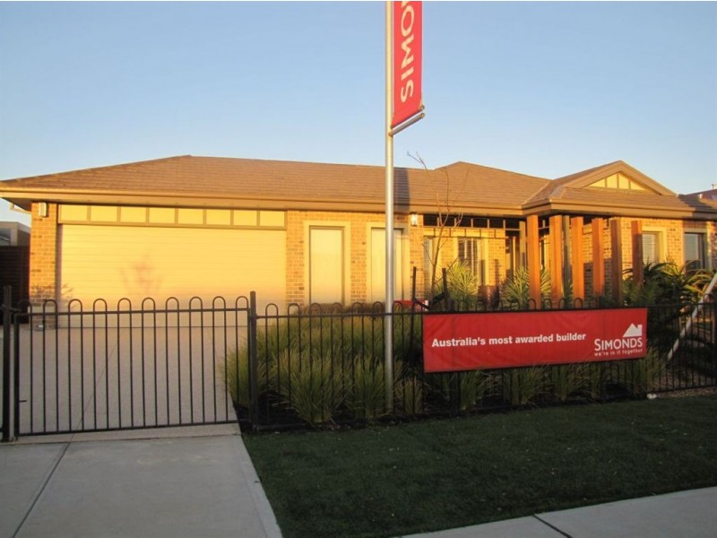 61 Wallara Waters Boulevard, Wallan VIC 3756