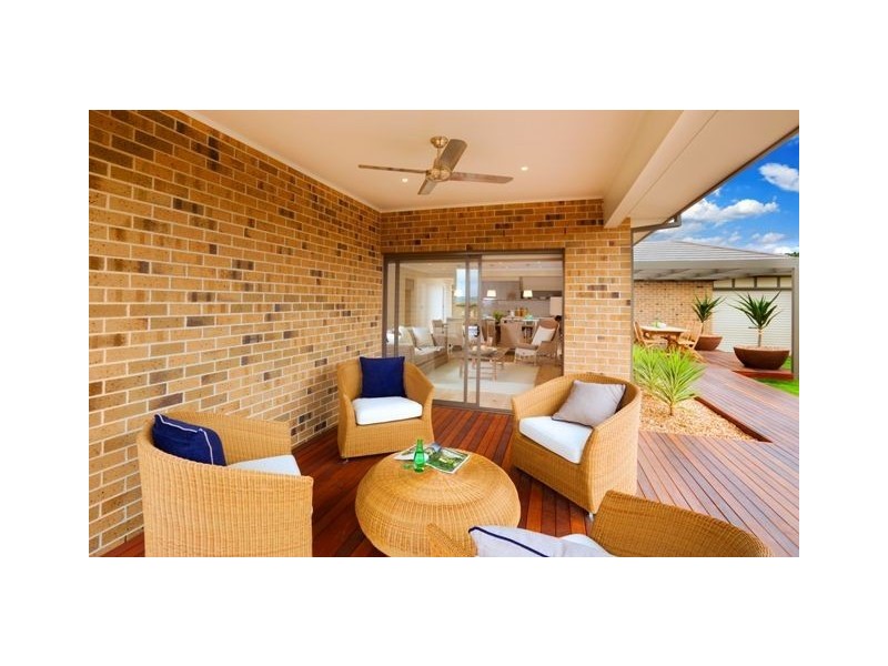 61 Wallara Waters Boulevard, Wallan VIC 3756