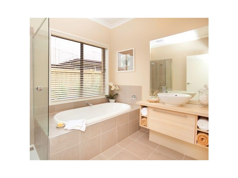 61 Wallara Waters Boulevard, Wallan VIC 3756