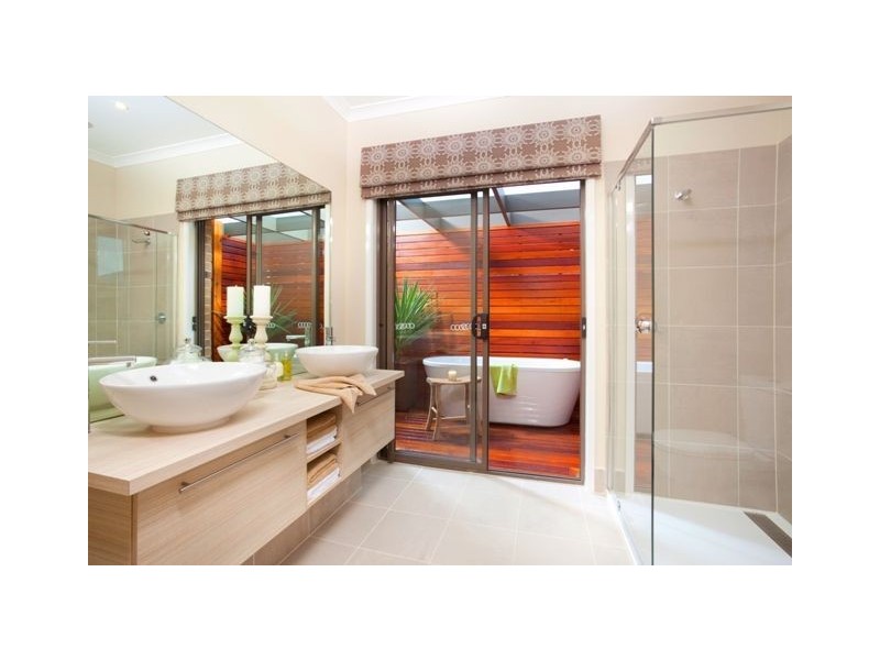 61 Wallara Waters Boulevard, Wallan VIC 3756