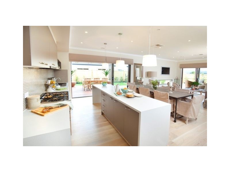 61 Wallara Waters Boulevard, Wallan VIC 3756