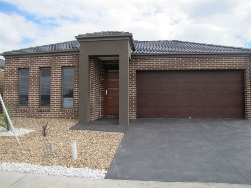 14 Aleman Green, Mernda VIC 3754
