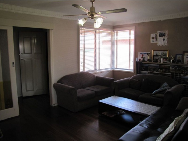 9 Cleveland Street, Thomastown VIC 3074