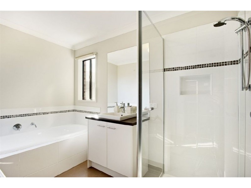 18 Arum Walk, Mernda VIC 3754