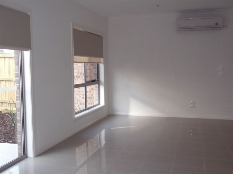 9 Mecklenburg Close, Epping VIC 3076