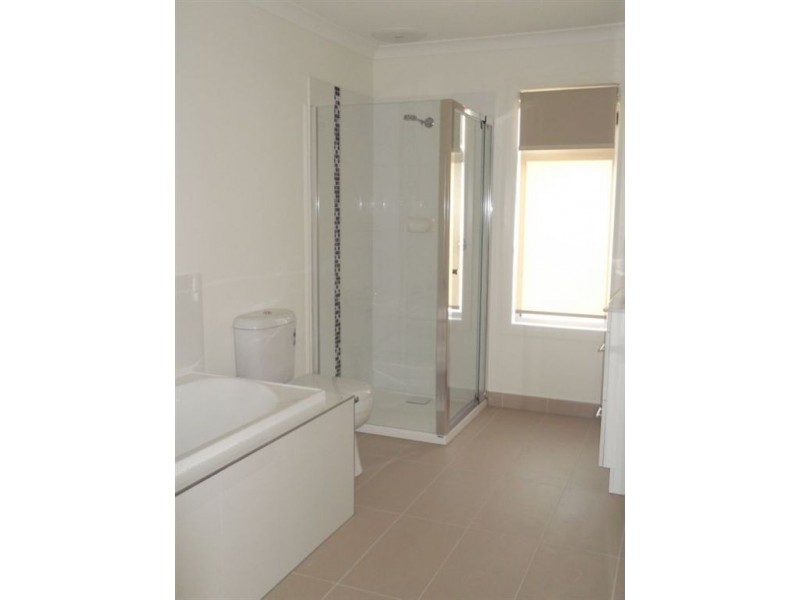 9 Mecklenburg Close, Epping VIC 3076