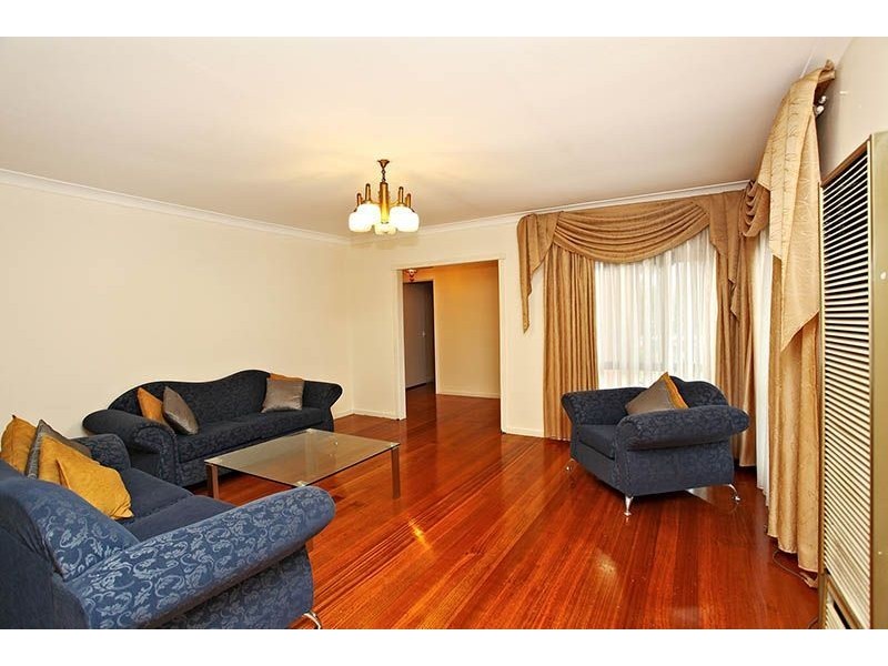 9 Chateau Court, Thomastown VIC 3074