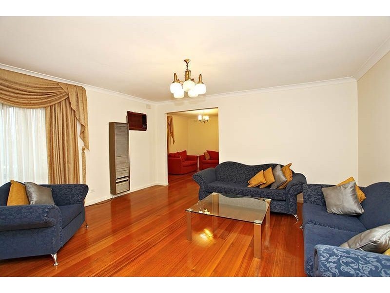 9 Chateau Court, Thomastown VIC 3074