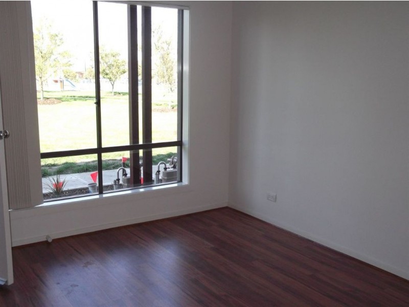 10 Andover Lane, Craigieburn VIC 3064