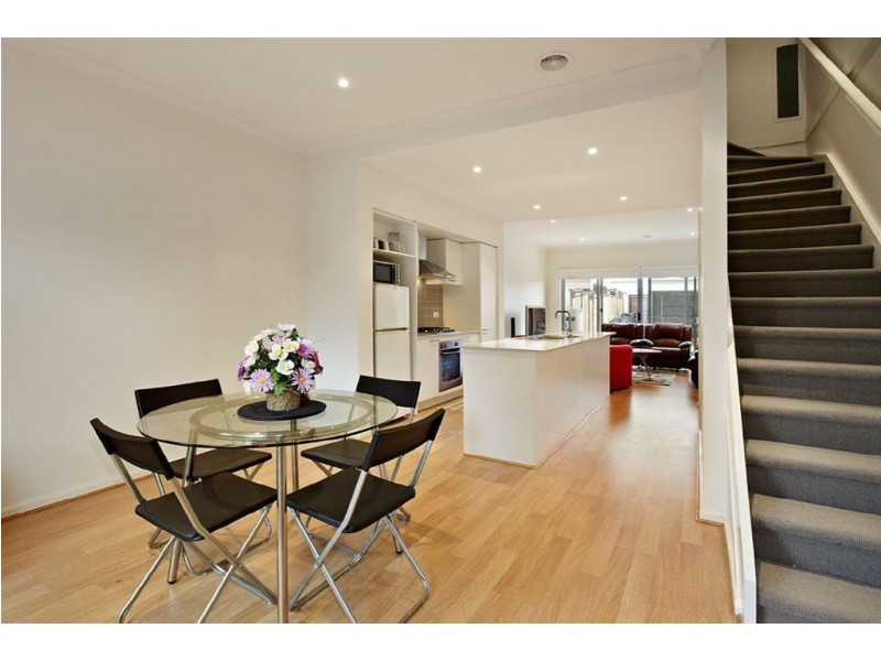 5/8 Moresby Court, Craigieburn VIC 3064