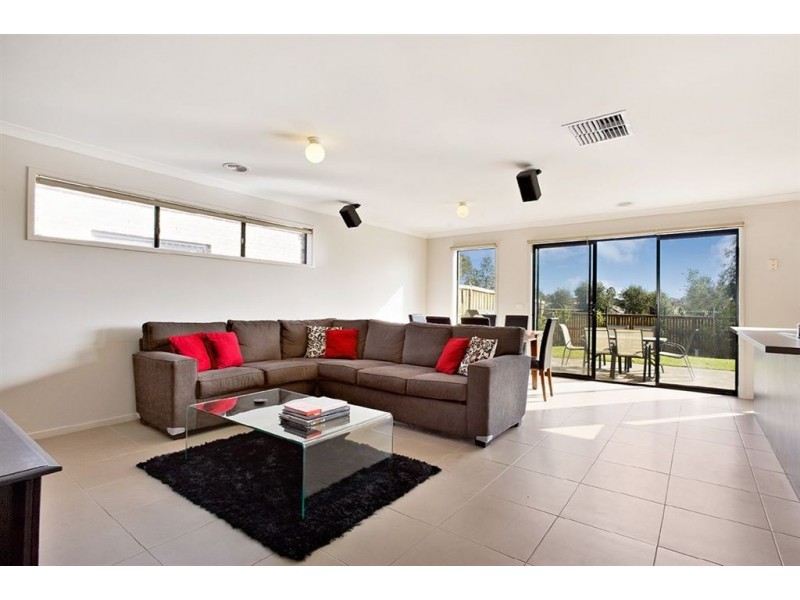 18 Arum Walk, Mernda VIC 3754