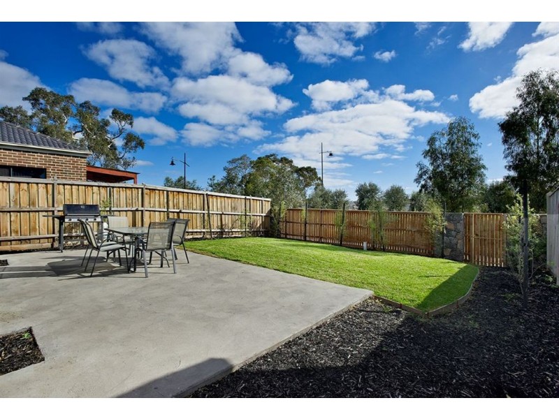 18 Arum Walk, Mernda VIC 3754