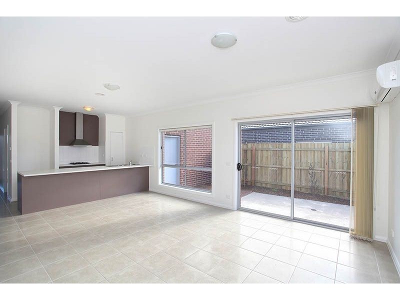 17 Lydgate Terrace, Epping VIC 3076