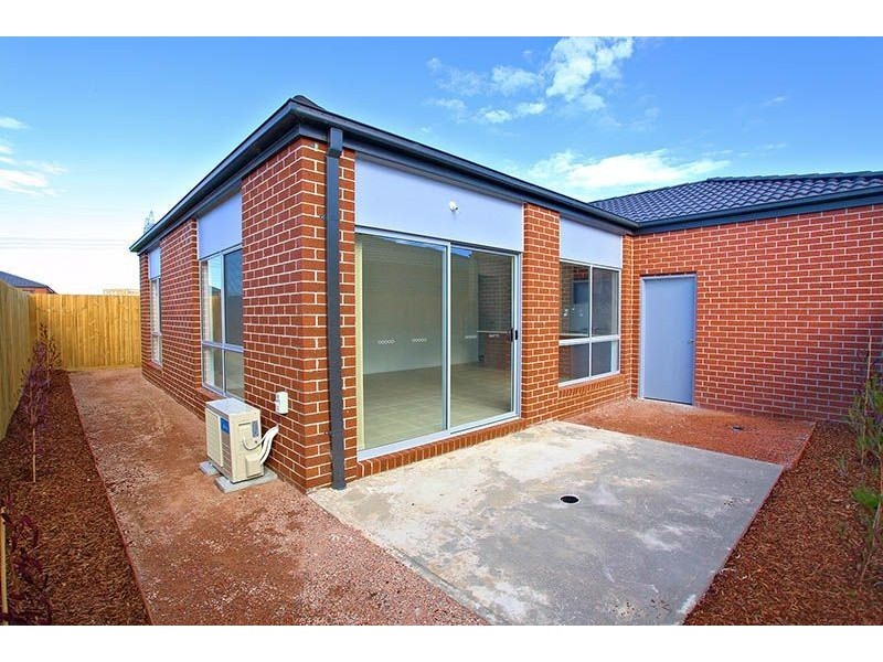 17 Lydgate Terrace, Epping VIC 3076