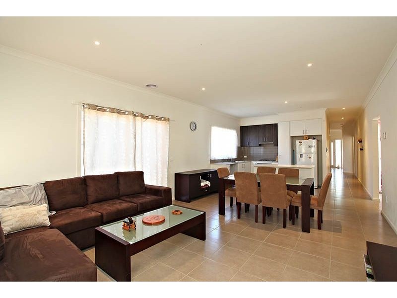 10 Dorset Walk, Mernda VIC 3754