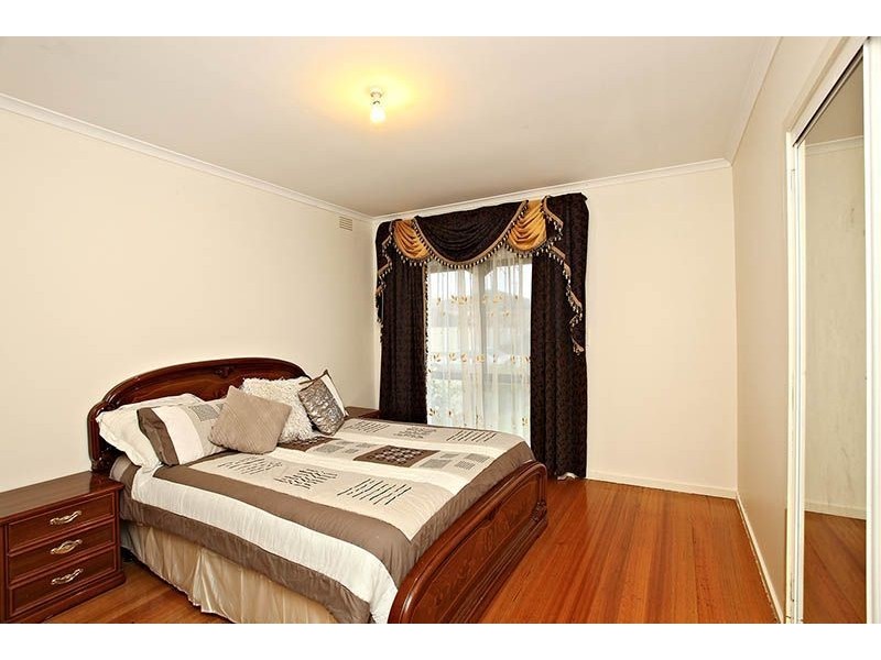 9 Chateau Court, Thomastown VIC 3074