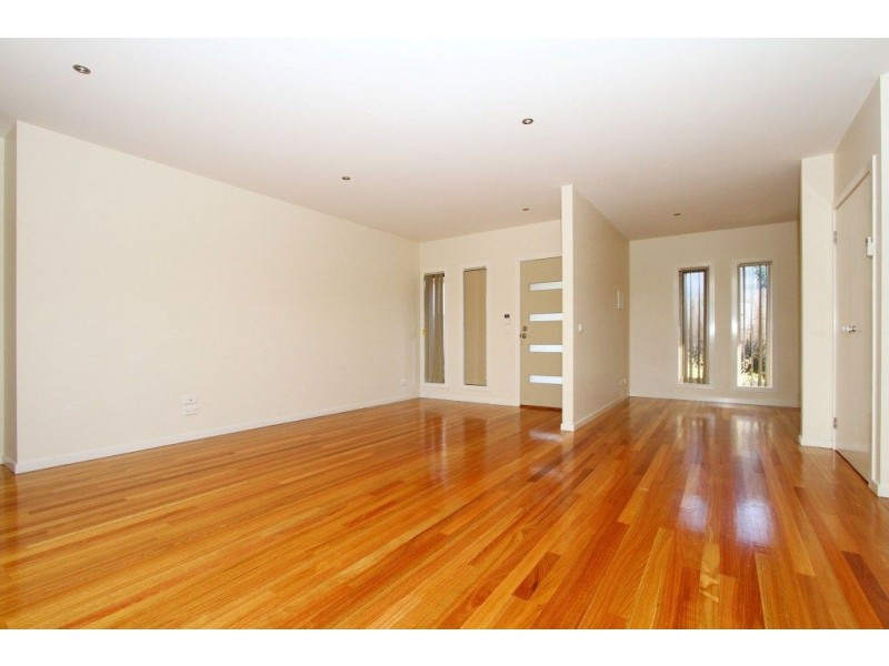 2/46 Chaleyer Street, Reservoir VIC 3073