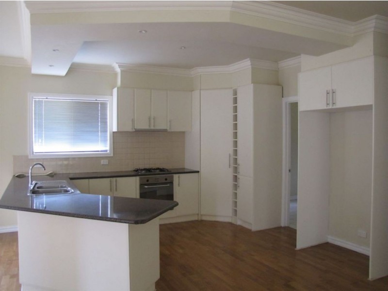 2/43 Banff Street, Reservoir VIC 3073