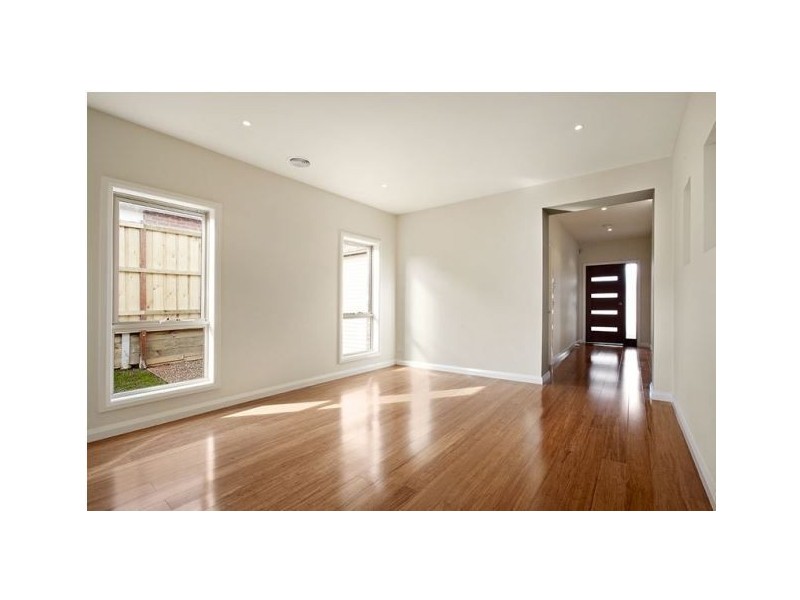 24 Peterborough Drive, Doreen VIC 3754