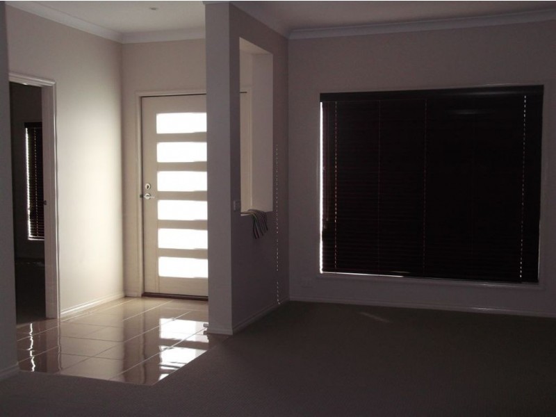 24 Stonegate Drive, Epping VIC 3076