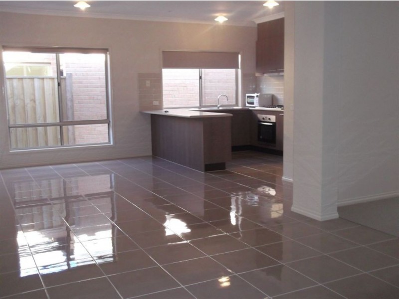 24 Stonegate Drive, Epping VIC 3076